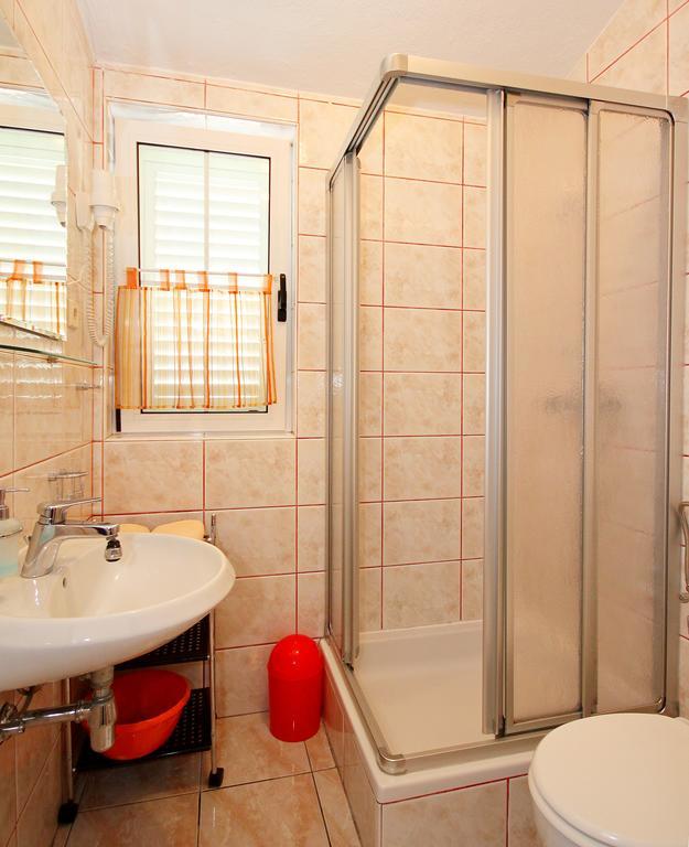 Apartment Vucic Makarska Zimmer foto